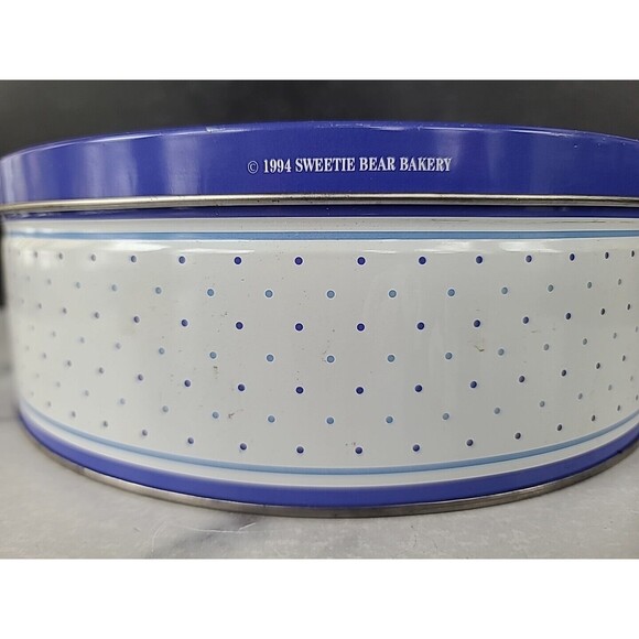 1994 Sweetie Bear Bakery Tin, EMPTY - Picture 5 of 10